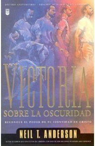 Victoria Sobre La Oscuridad (Spanish Edition)